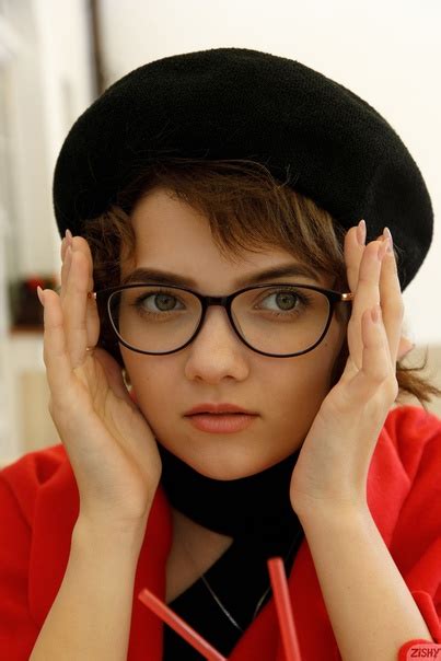 victoria minina vipergirls